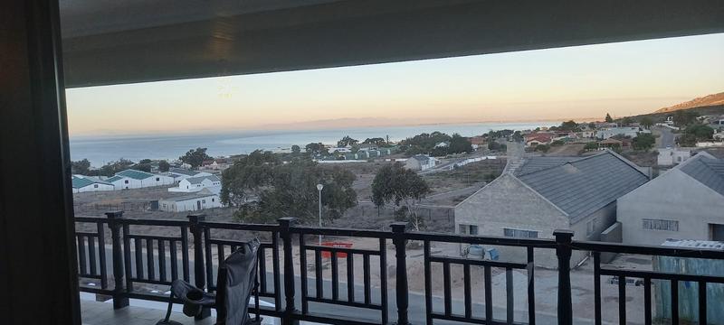 3 Bedroom Property for Sale in Sandy Point Western Cape
